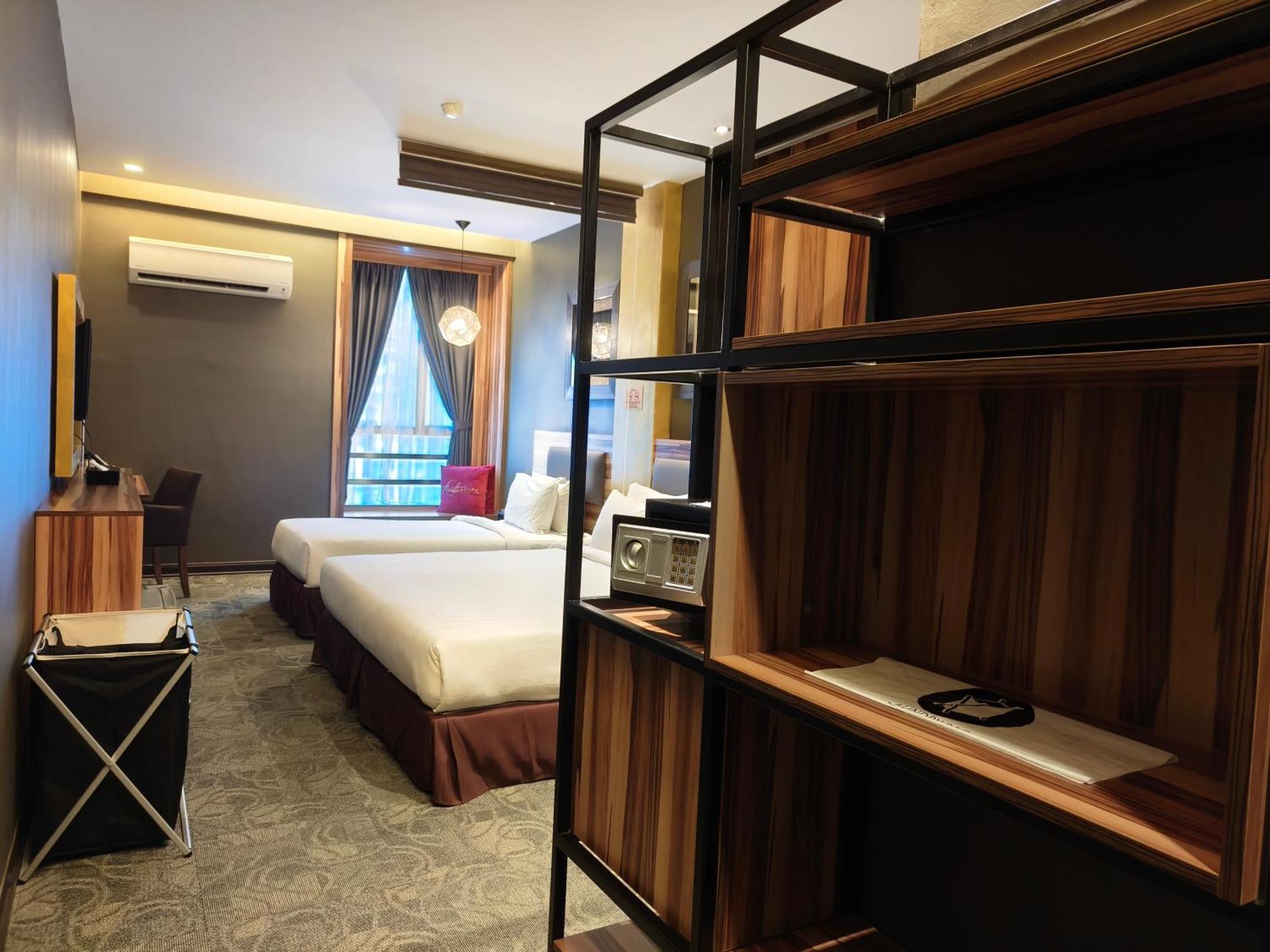 Asiatic Hotel Малакка Экстерьер фото