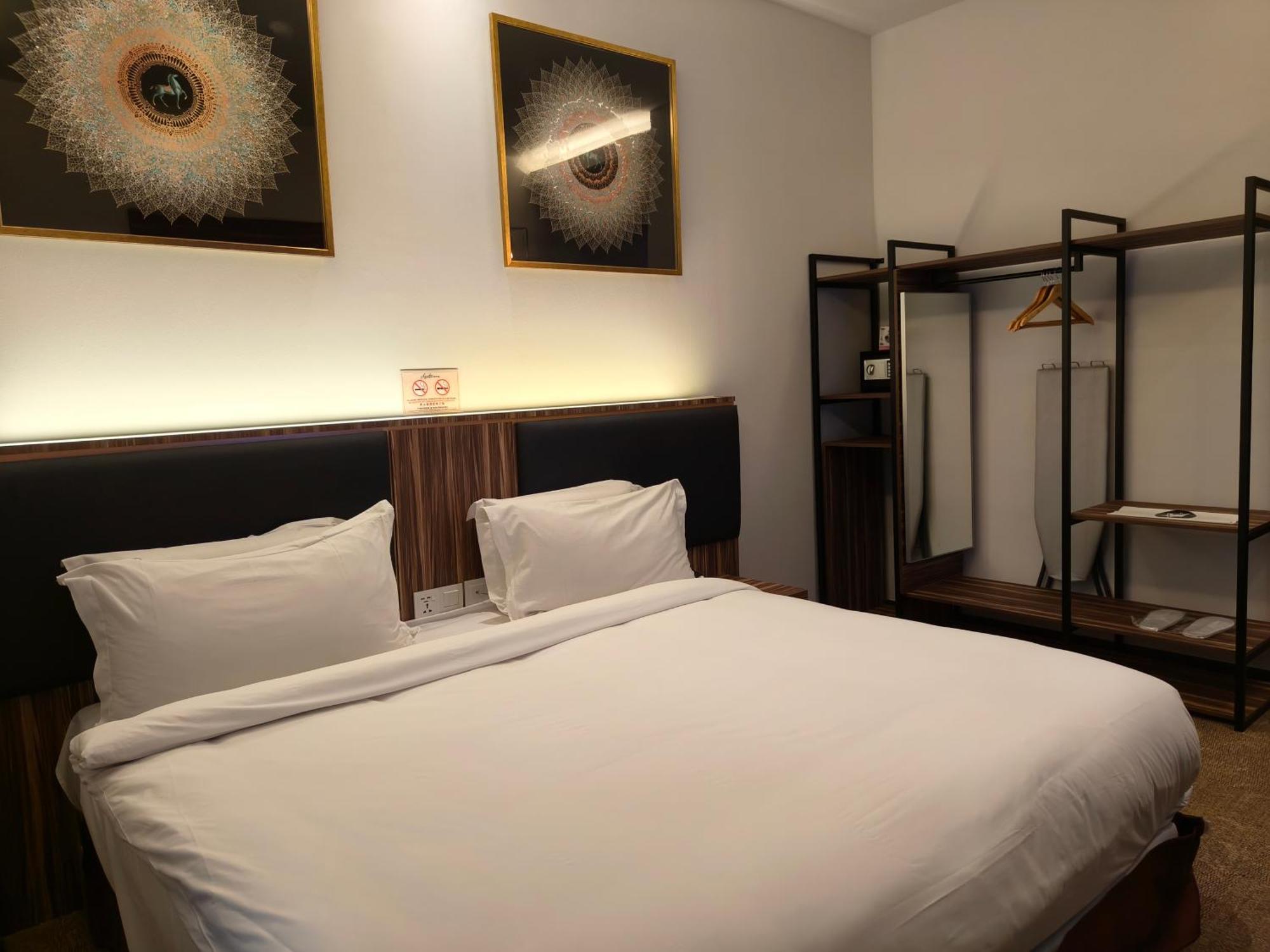 Asiatic Hotel Малакка Экстерьер фото