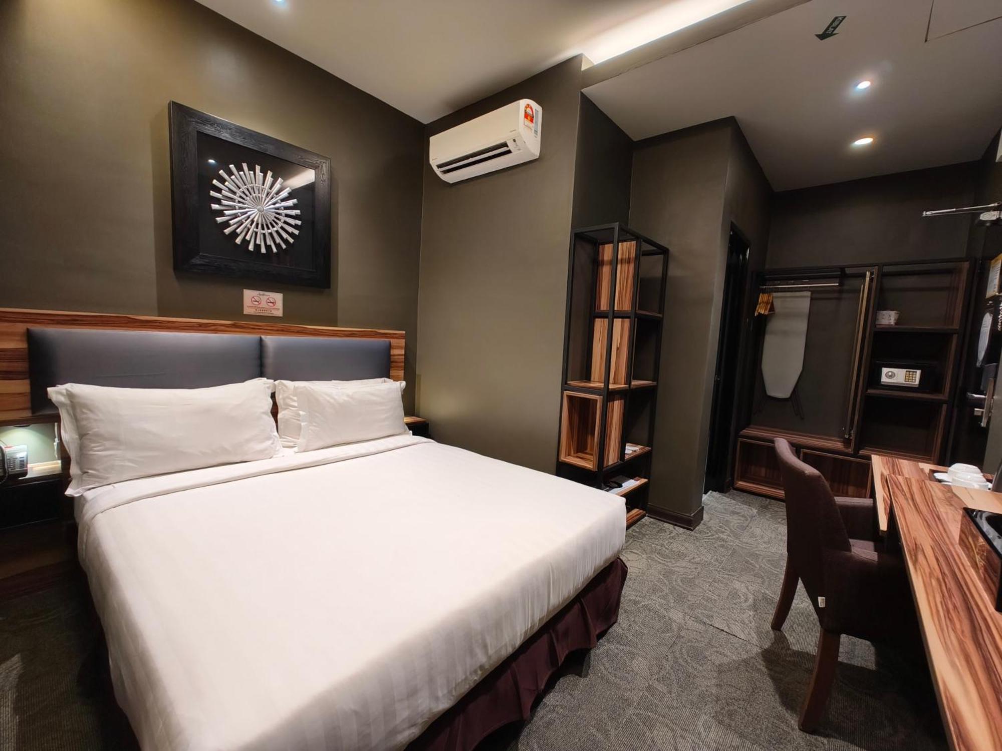 Asiatic Hotel Малакка Экстерьер фото