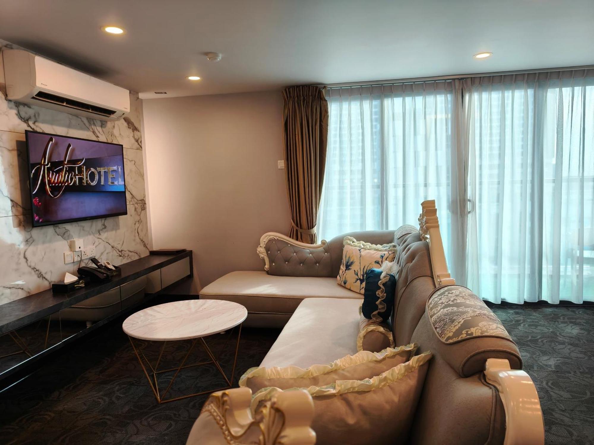 Asiatic Hotel Малакка Экстерьер фото